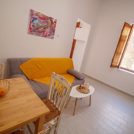 Ritsos Family Apartment Monemvasía Esterno foto